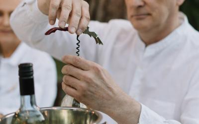 Comment ouvrir une bouteille de vin comme un pro ?